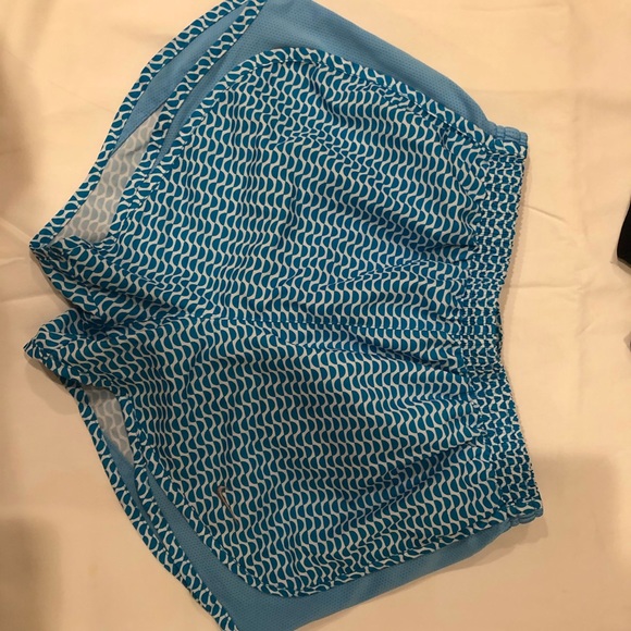 Workout shorts - Picture 1 of 3